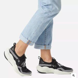 Sorel Women's Explorer™ Defy Low Sneaker Size 7